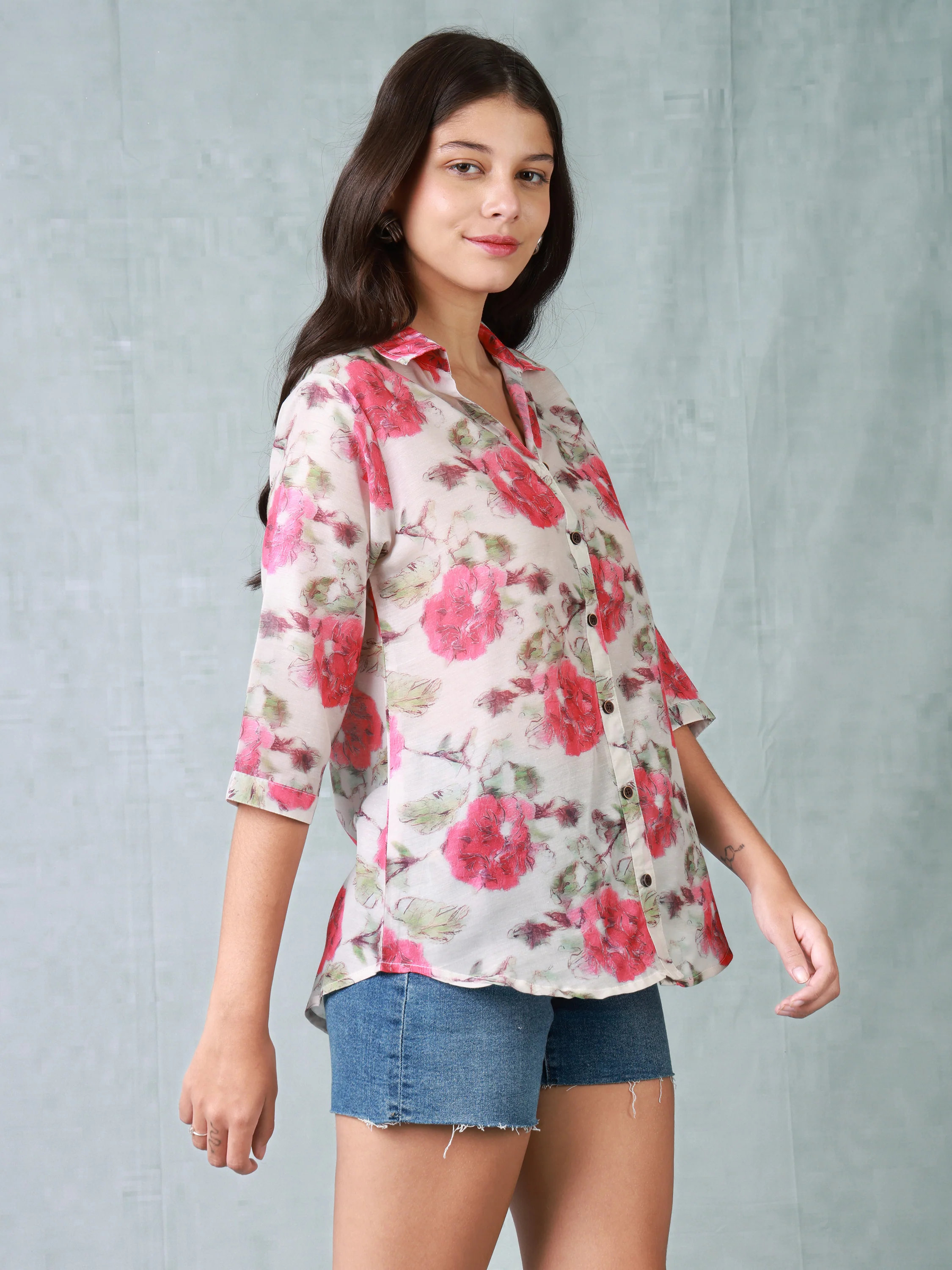 Women White Pink Floral Printed Shirt - Image 2
