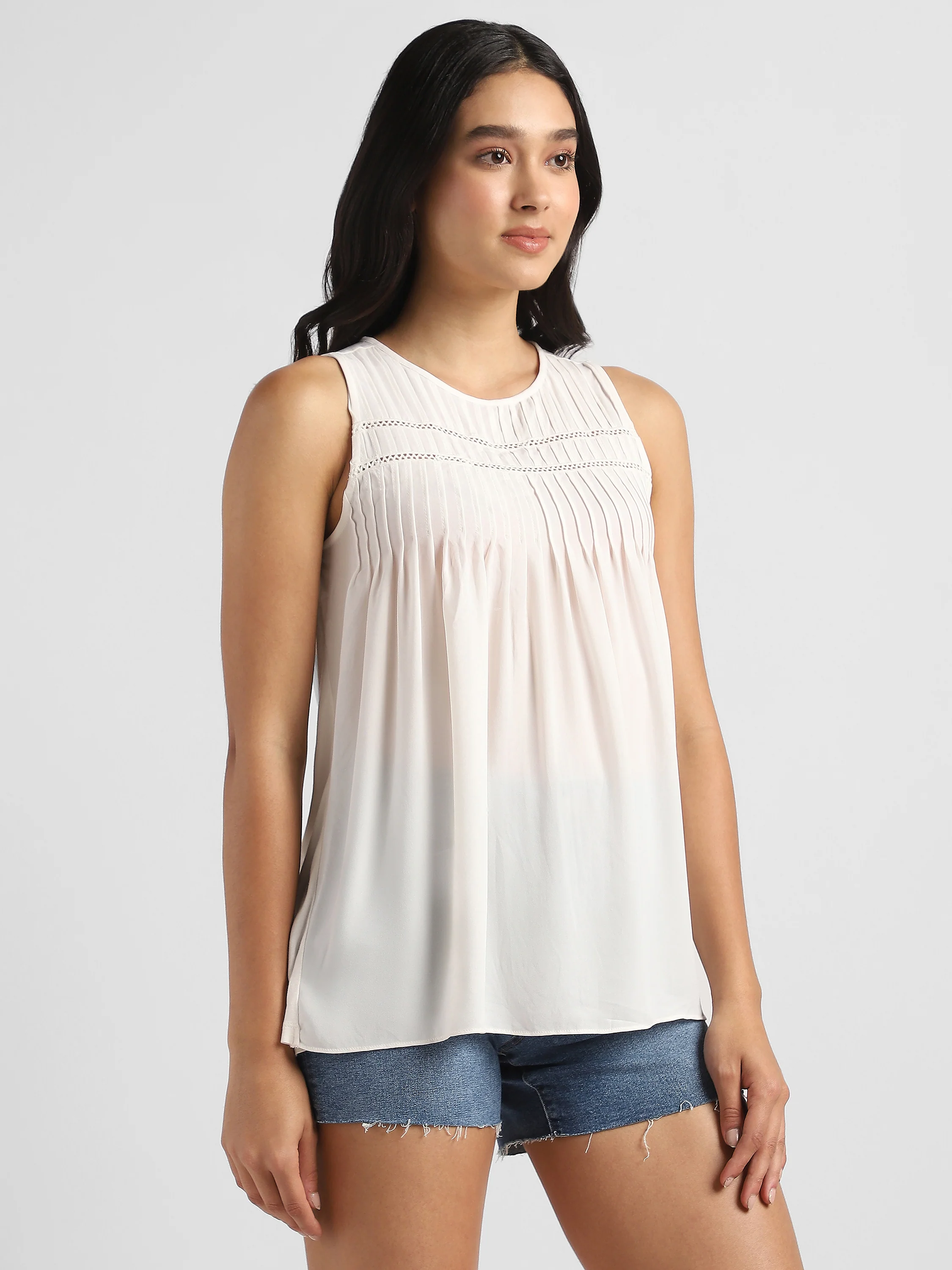 Women White Pleated Top - Image 2