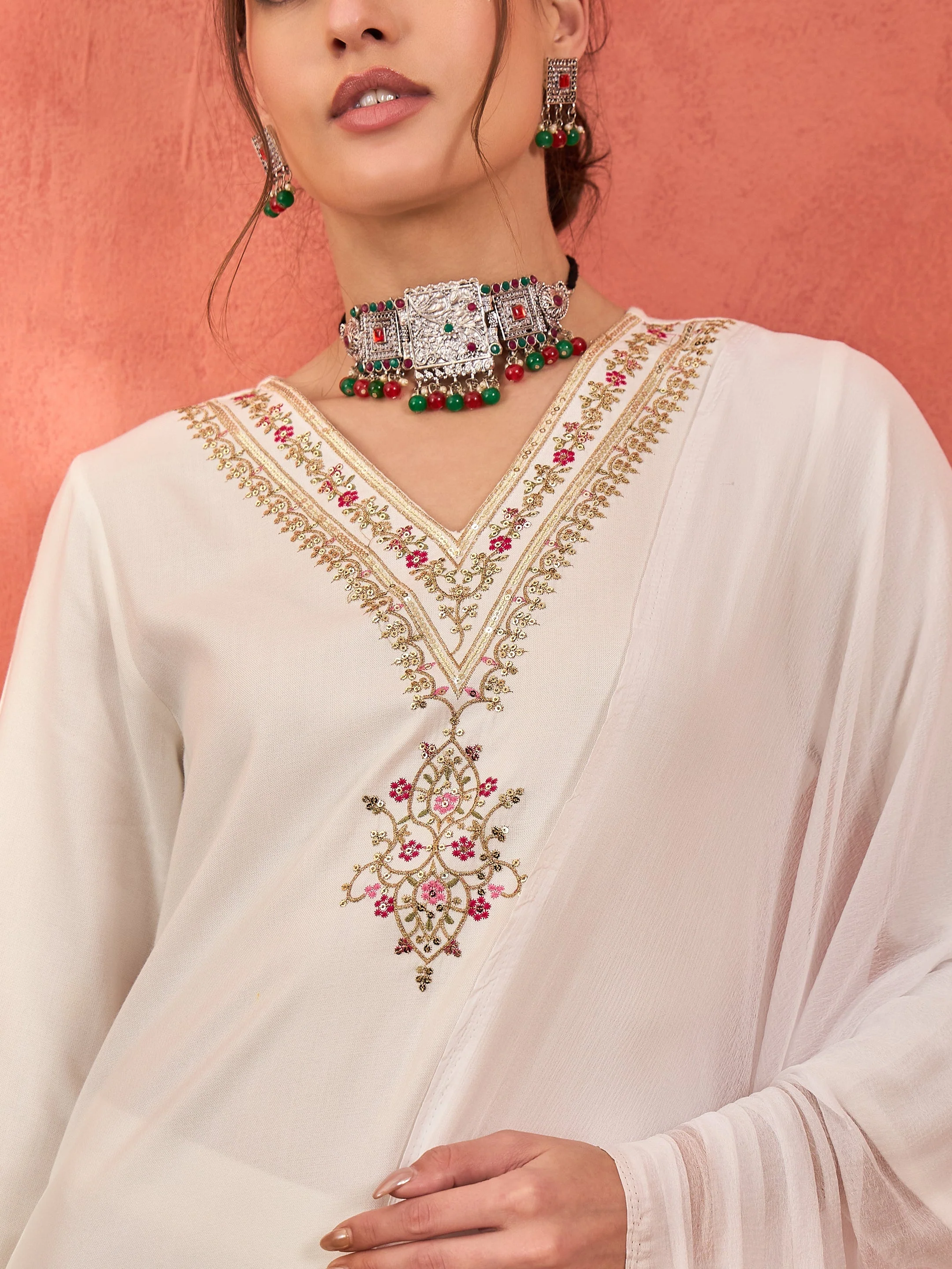 Women White Rayon Embroidered Kurta With Pencil Pants & Dupatta - Image 4