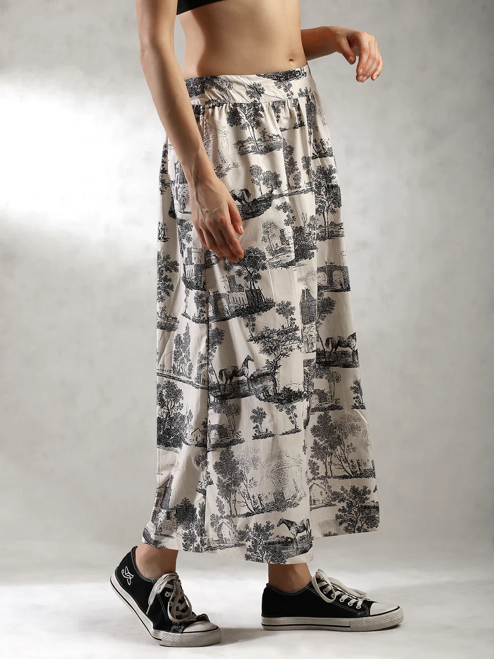 Women White Printed Chic Skirt - Image 7