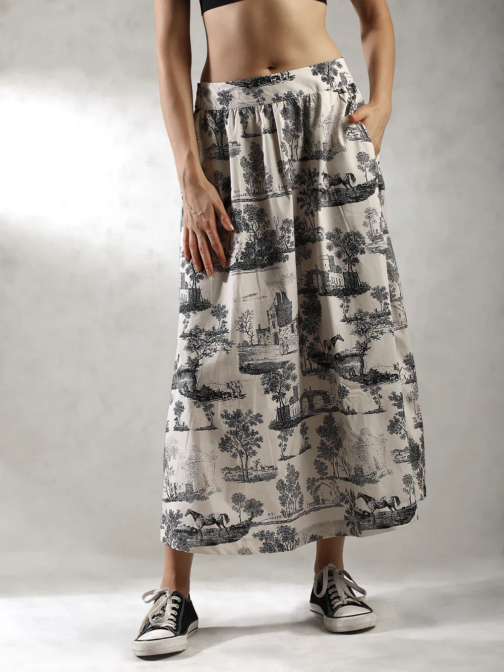 Women White Printed Chic Skirt - Image 8