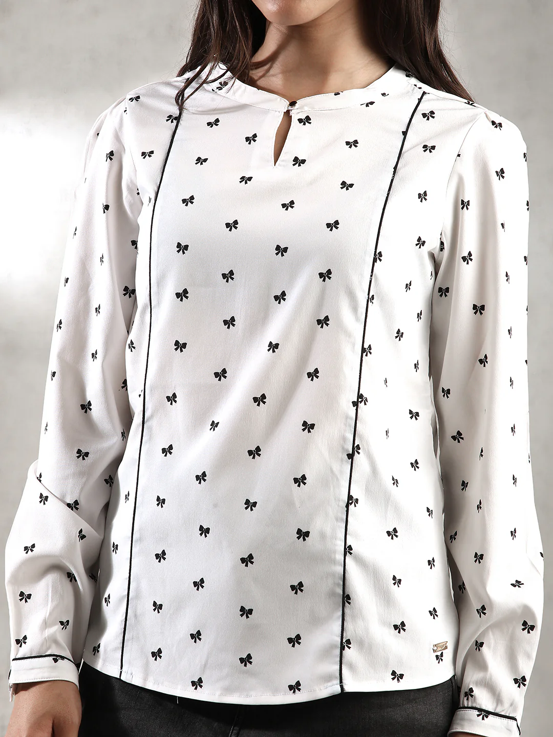 Women White Printed Top - Image 5