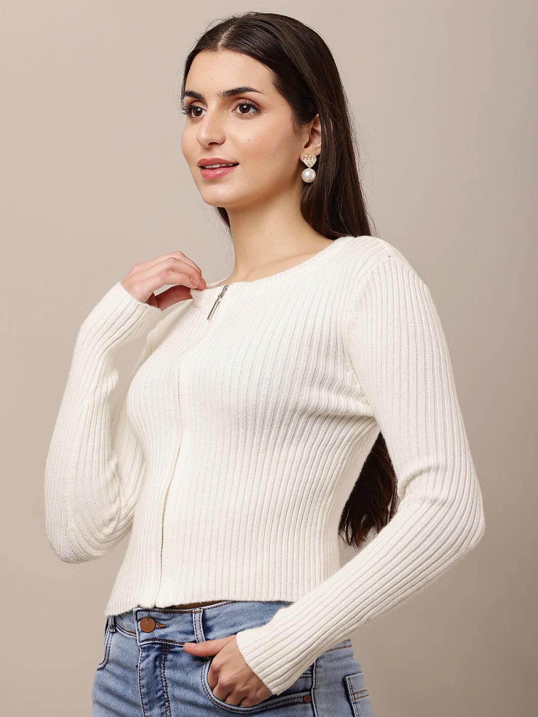 Women White Ribbed Round Neck Full Sleeve Sweater - Image 2