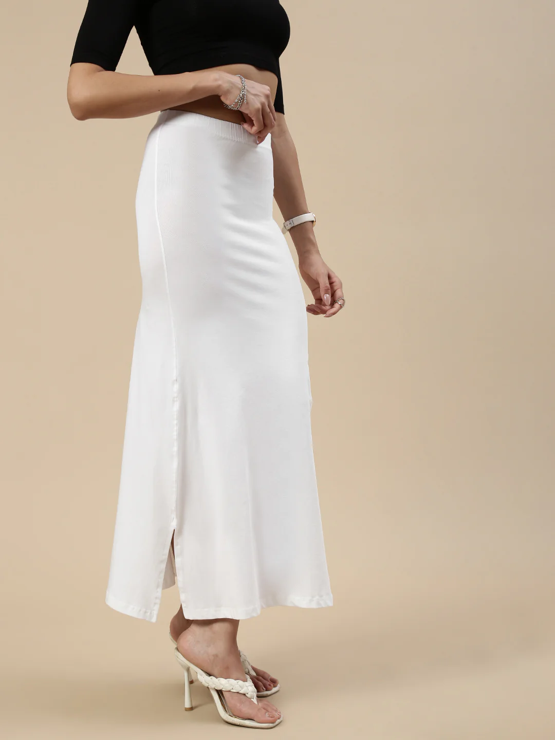 Women White Saree Shapewear - Image 3