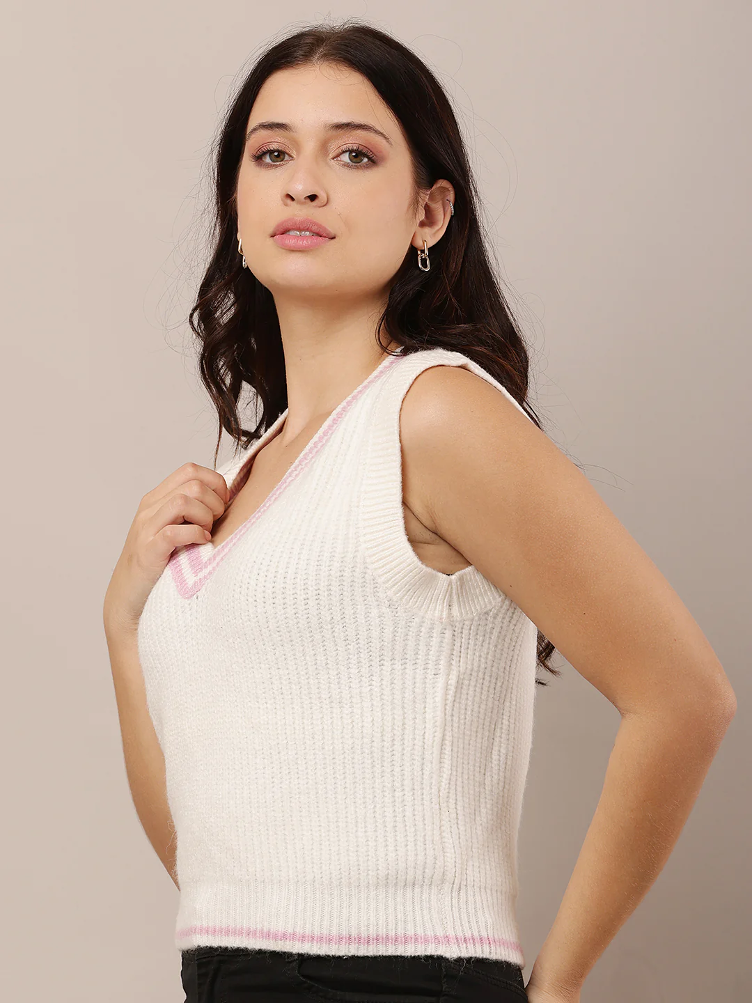 Women White Sleeveless V-Neck Acrylic Sweater - Image 2