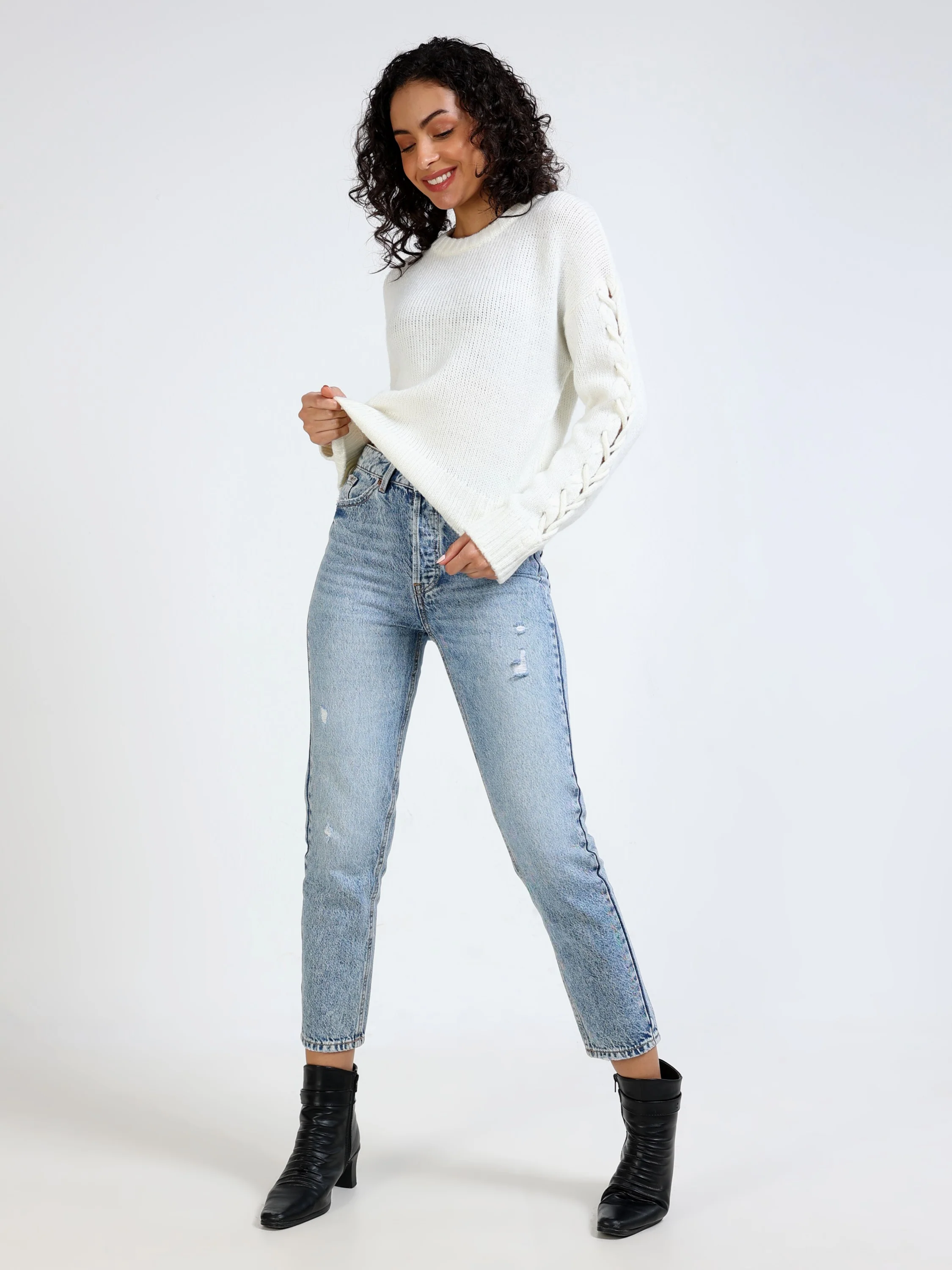 Women White Knit Pullover - Image 3