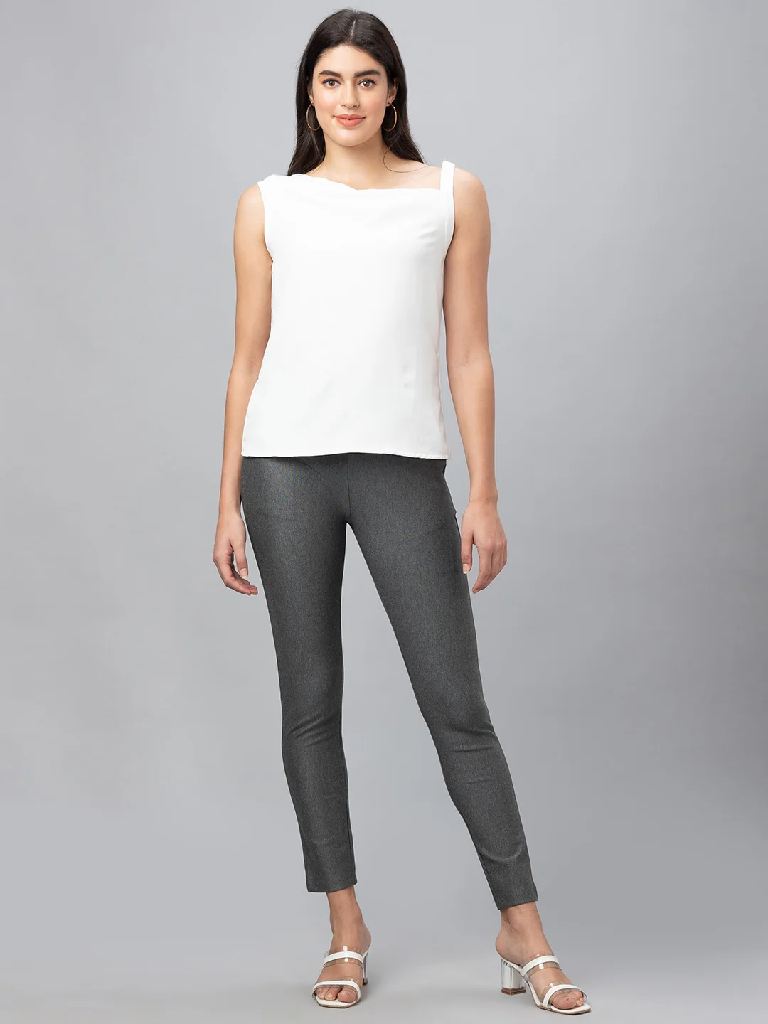 Women White Solid Sleeveless Top - Image 2