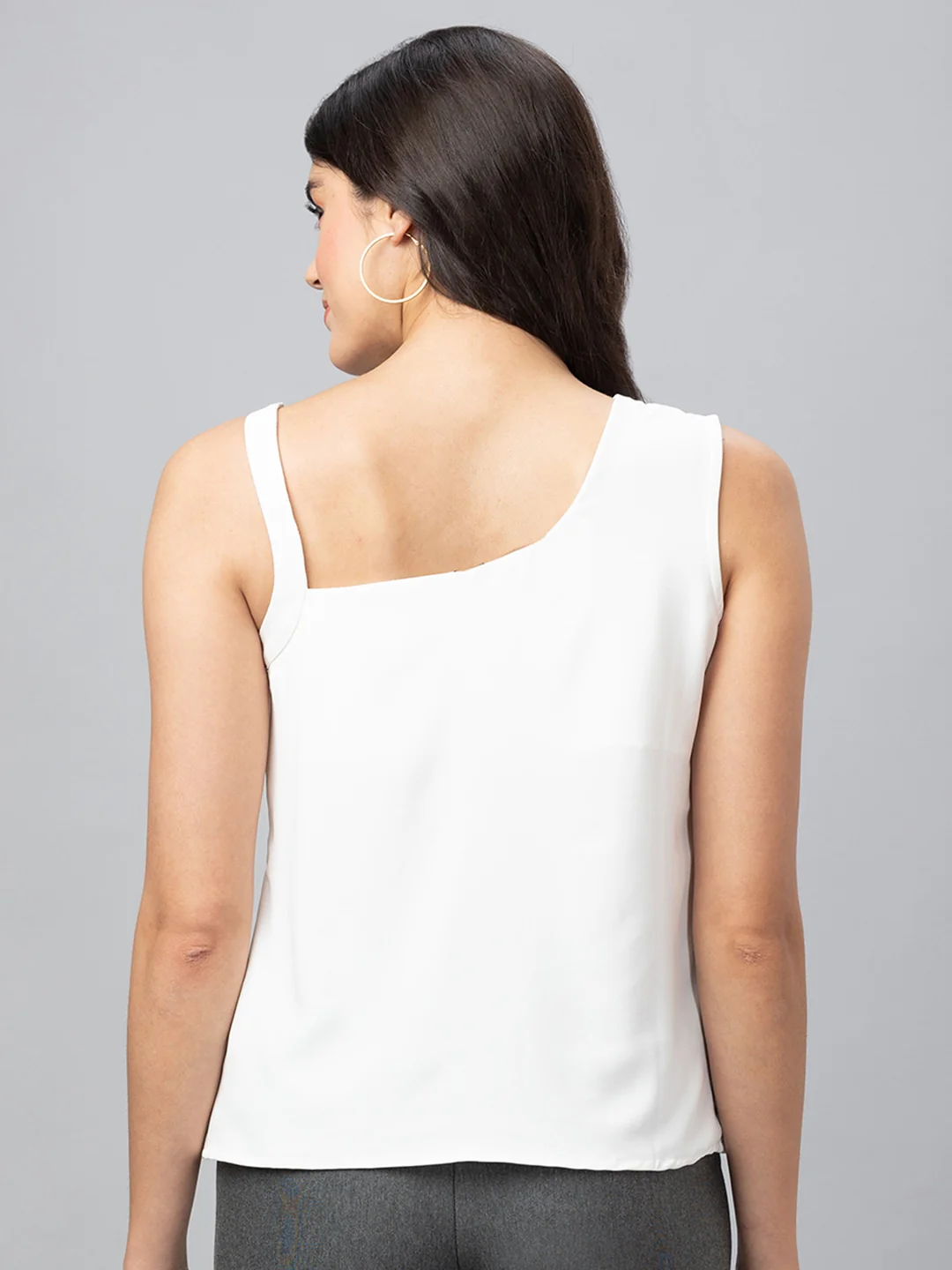Women White Solid Sleeveless Top - Image 3