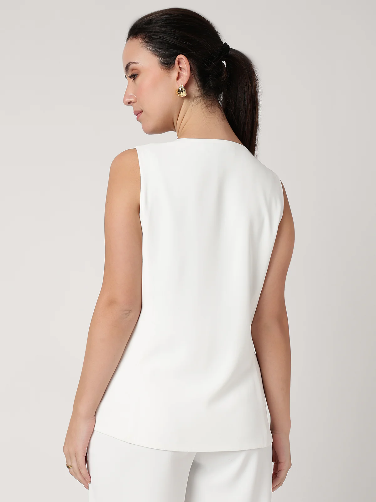Women White Solid Waistcoat - Image 2