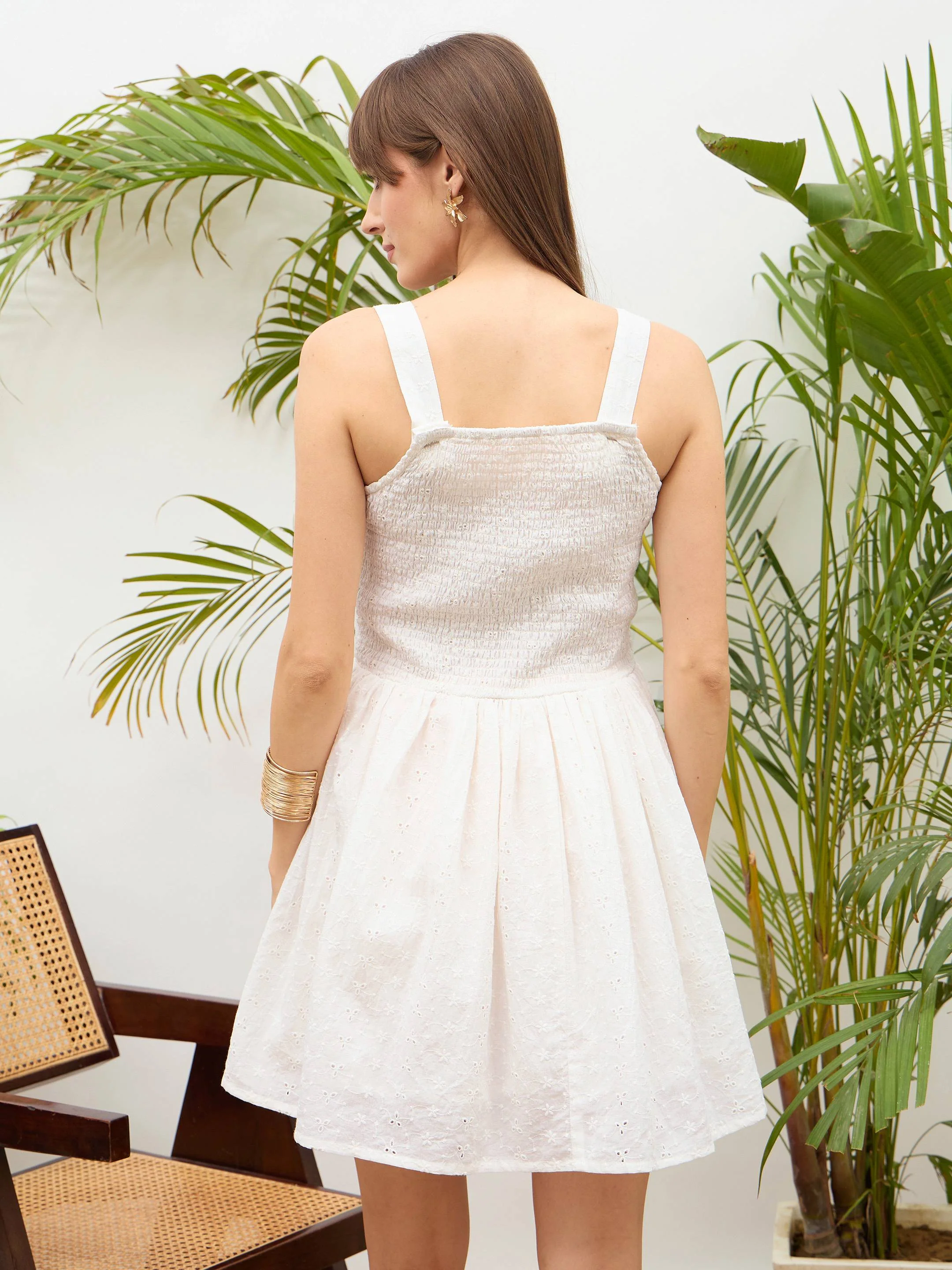 Women White Square Neck Strappy Short Dress - Image 5
