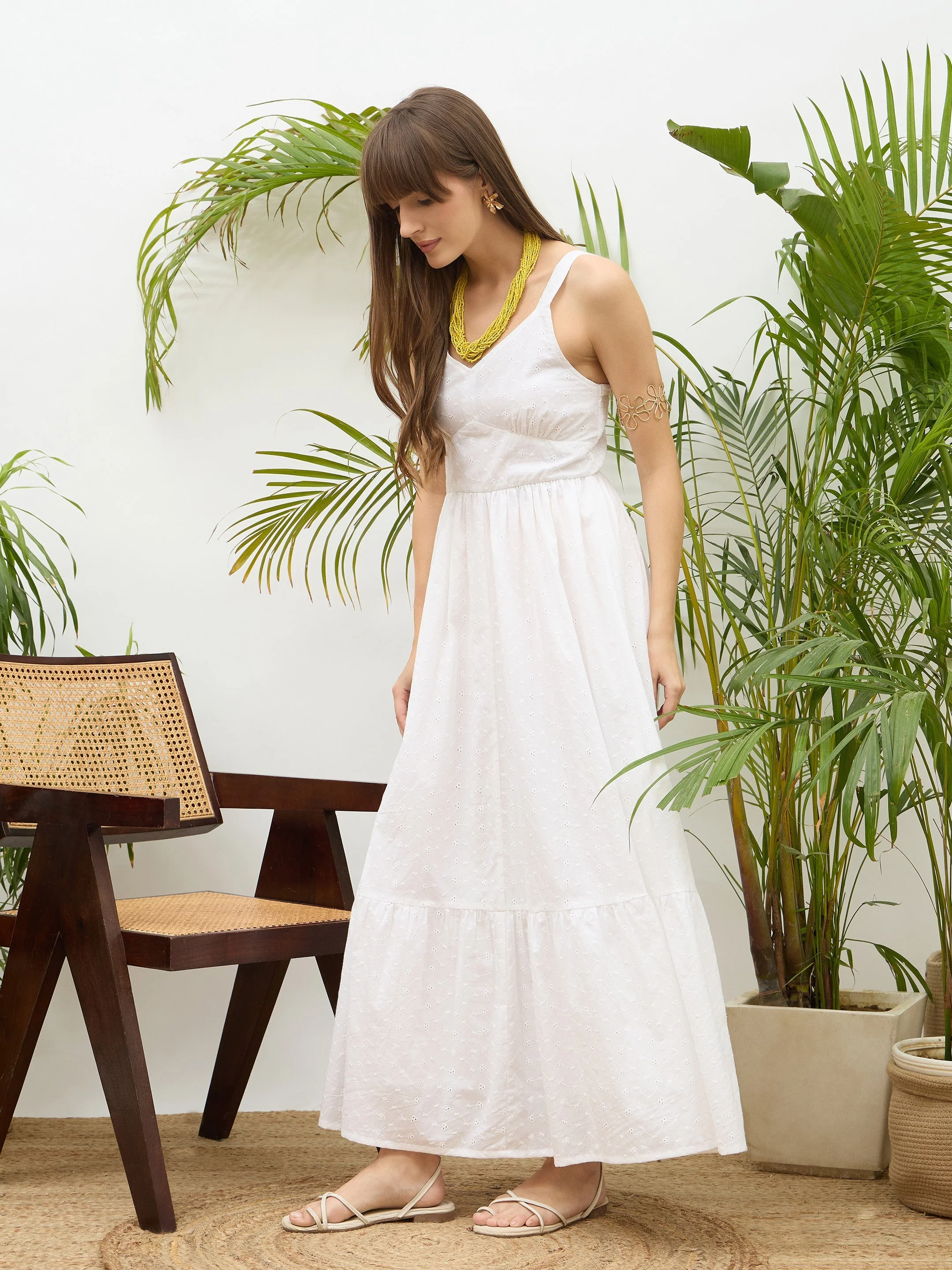 Women White  Strappy Maxi Dress - Image 3