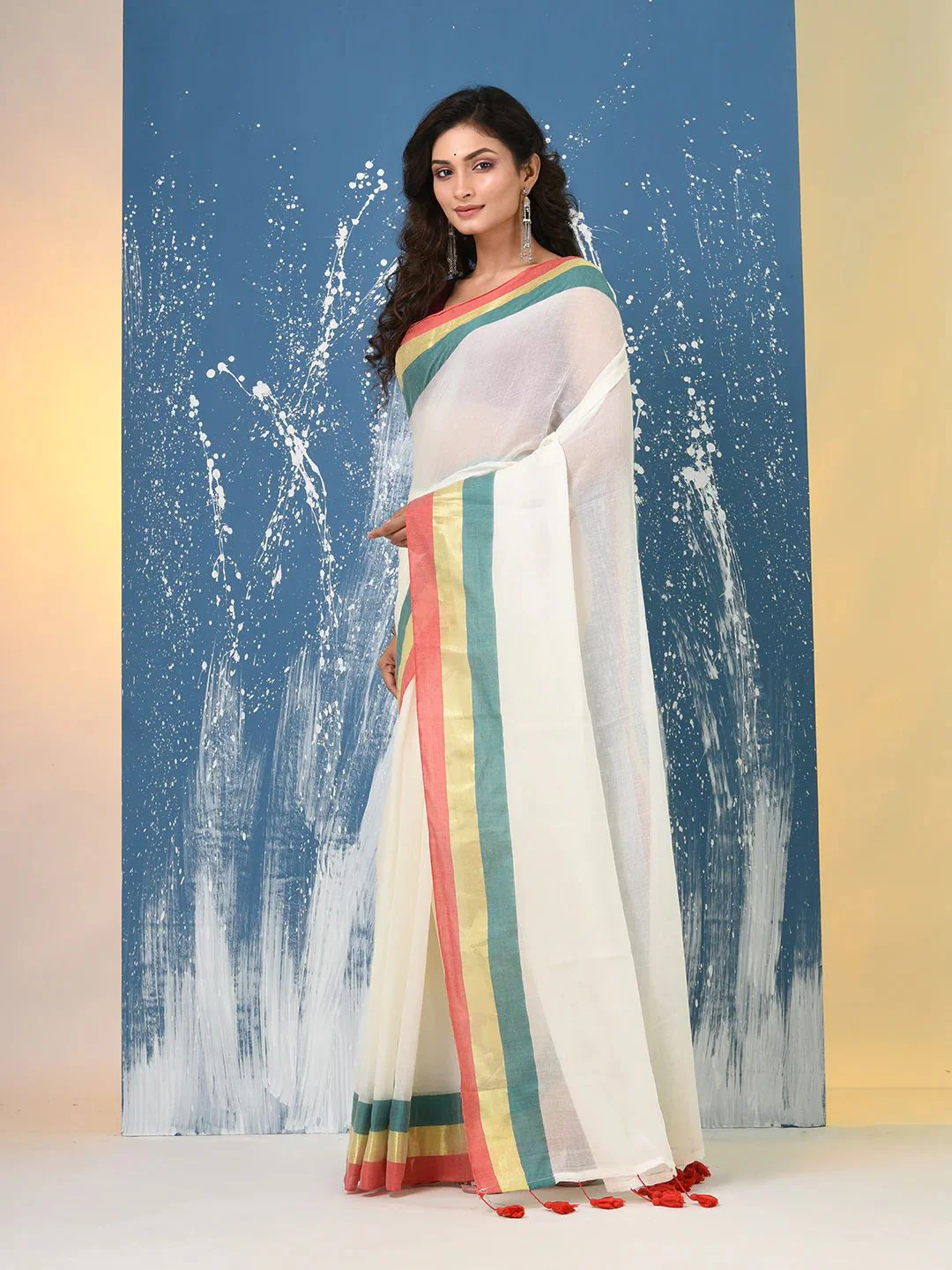 Women White Try Color Saree - Image 3