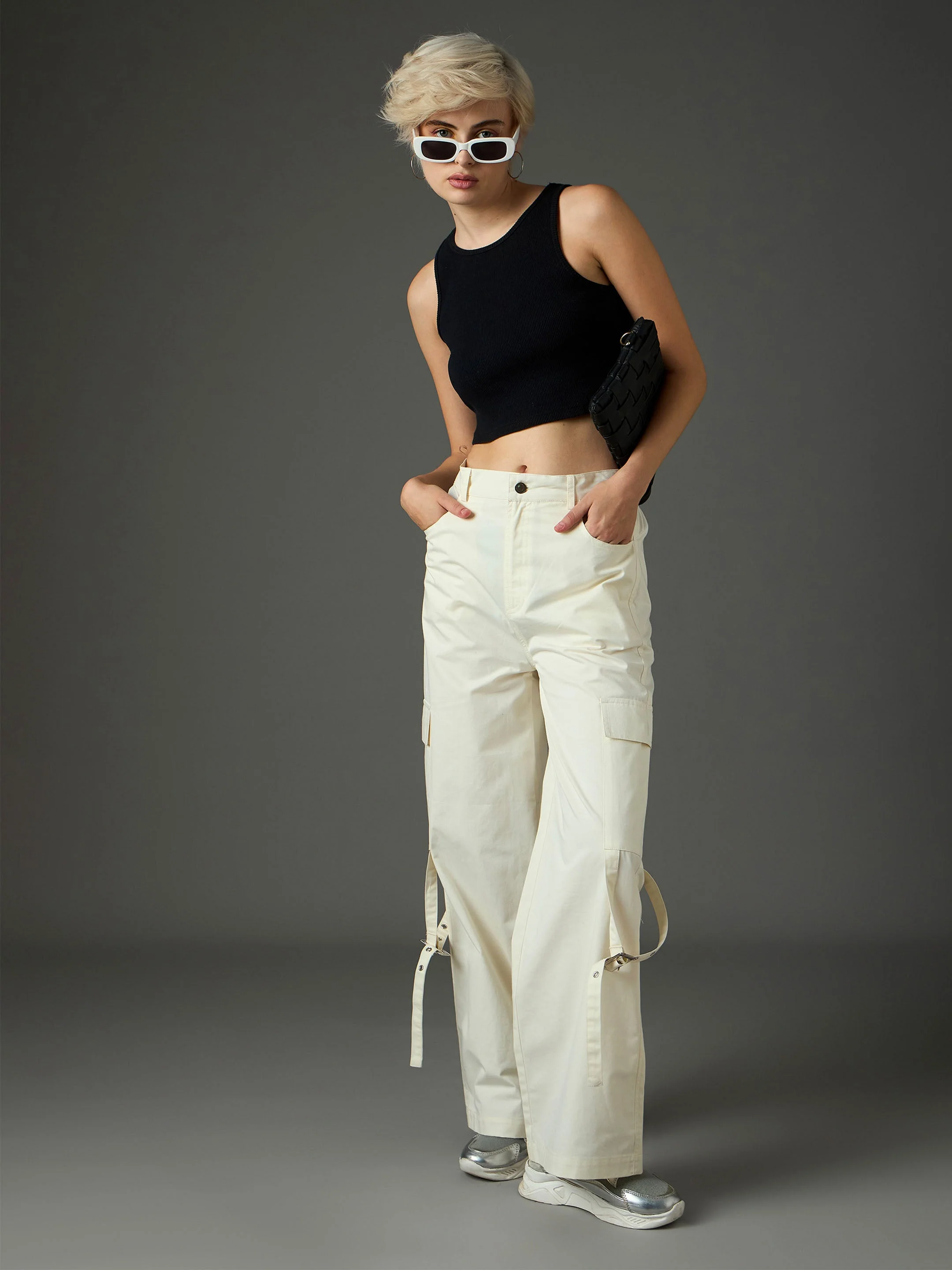 Women White Twill Pocket Loop Detail Cargo Pants - Image 2