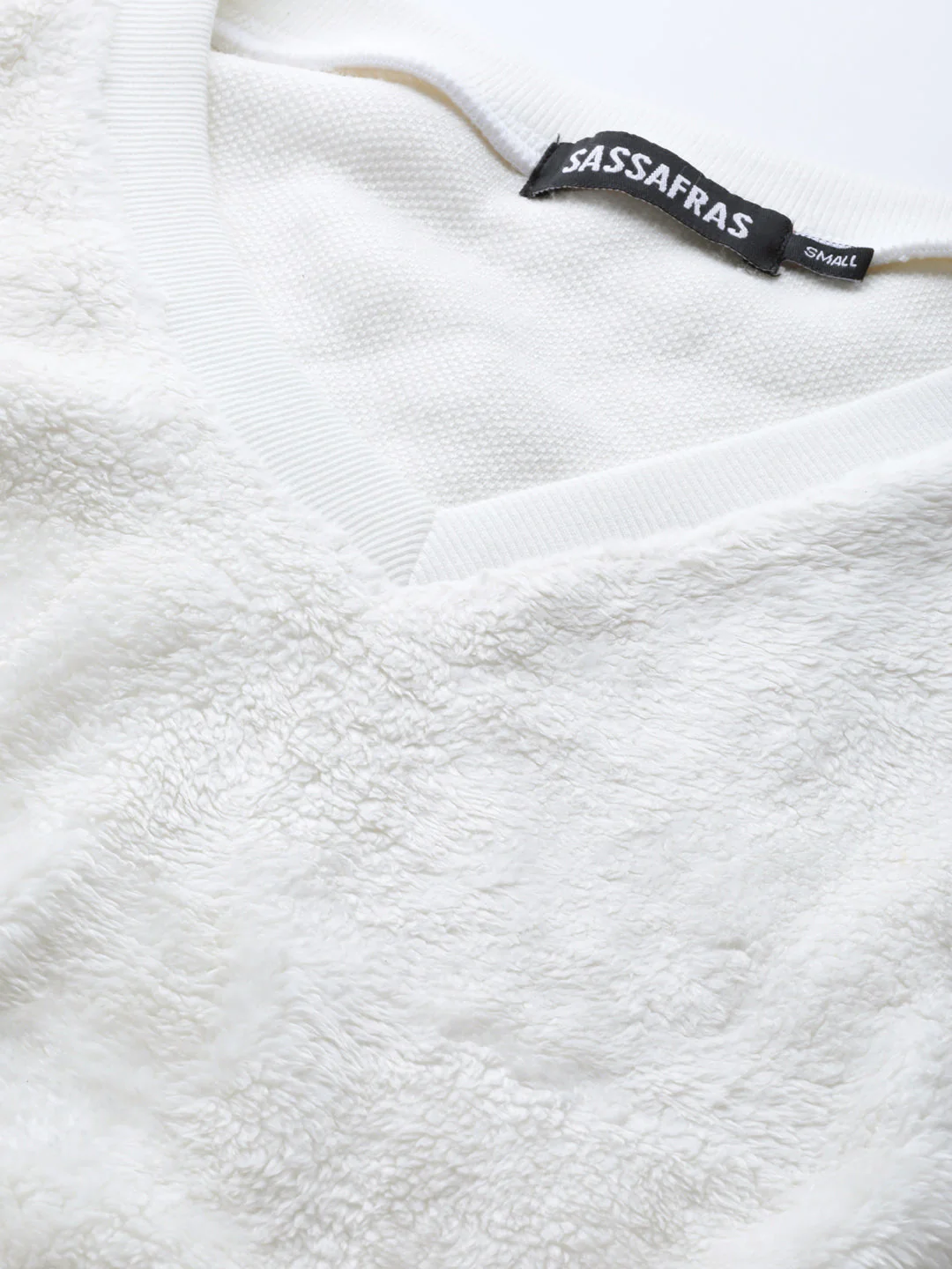 Women White V-Neck Faux Fur Crop Sweatshirt - Image 5