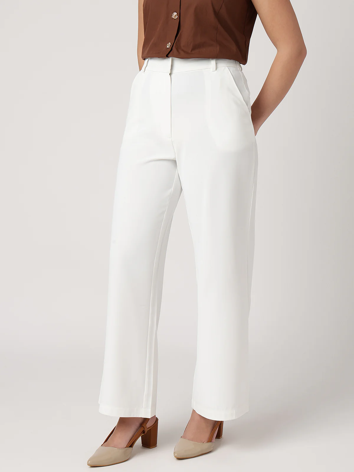 Women White Wide Leg Trousers - Image 3