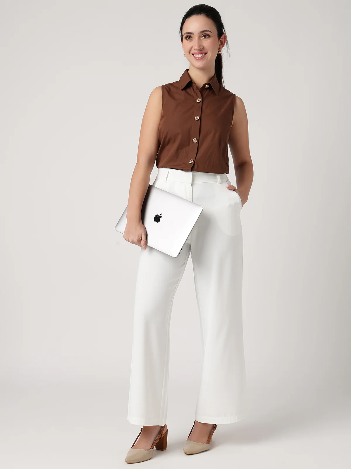 Women White Wide Leg Trousers - Image 4