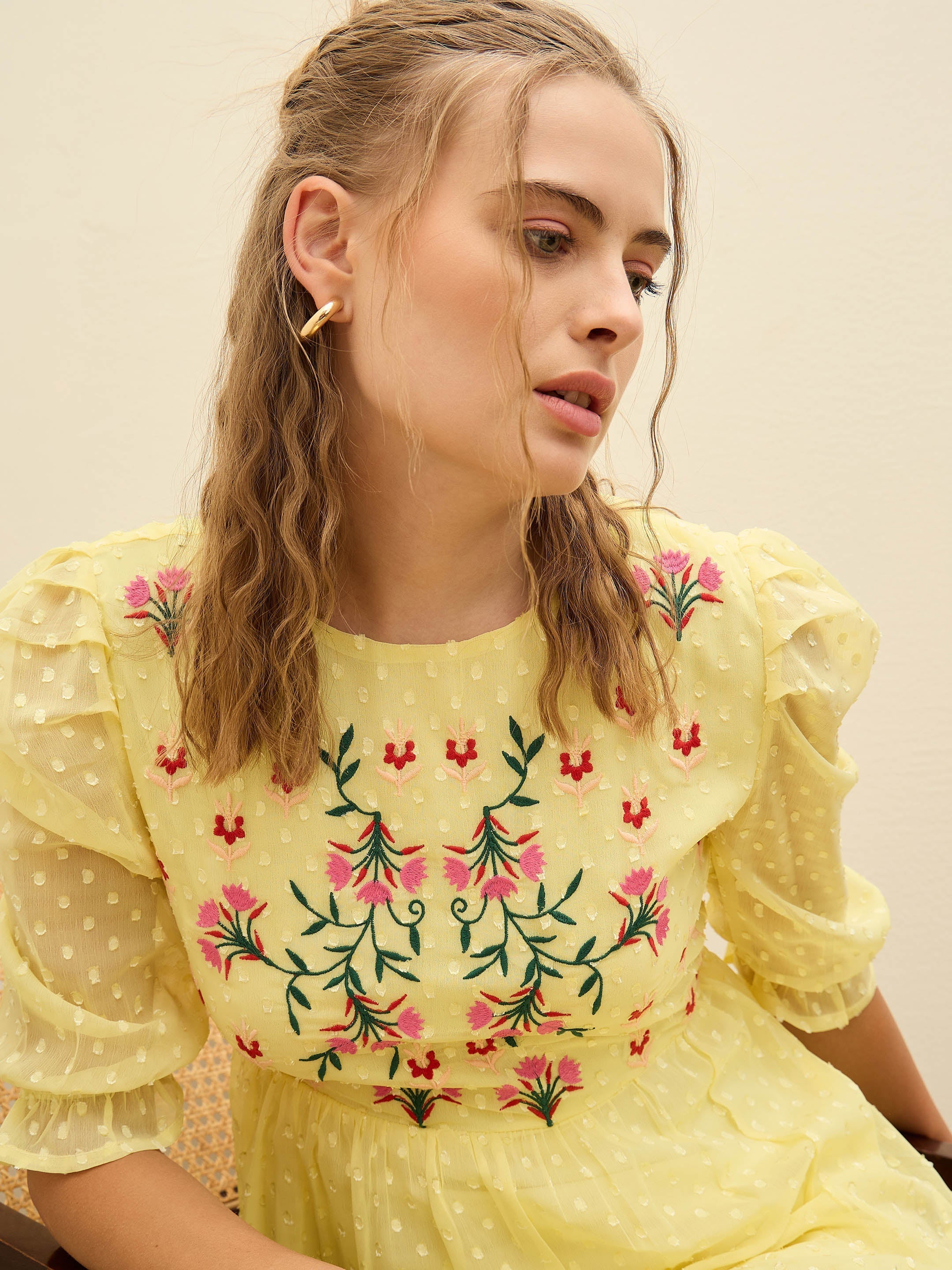 Women Yellow Dobby Tiered Midi Dress - Image 4