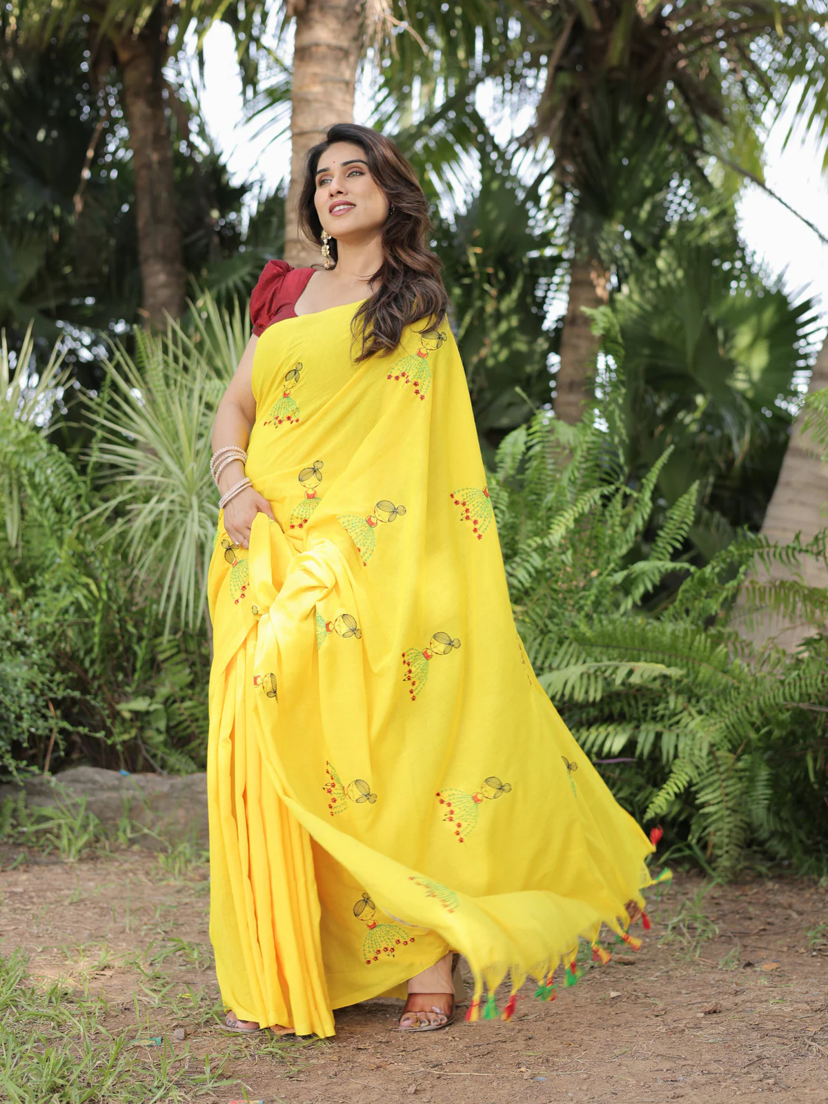 Women Yellow Doll Design Cotton Saree - Image 2