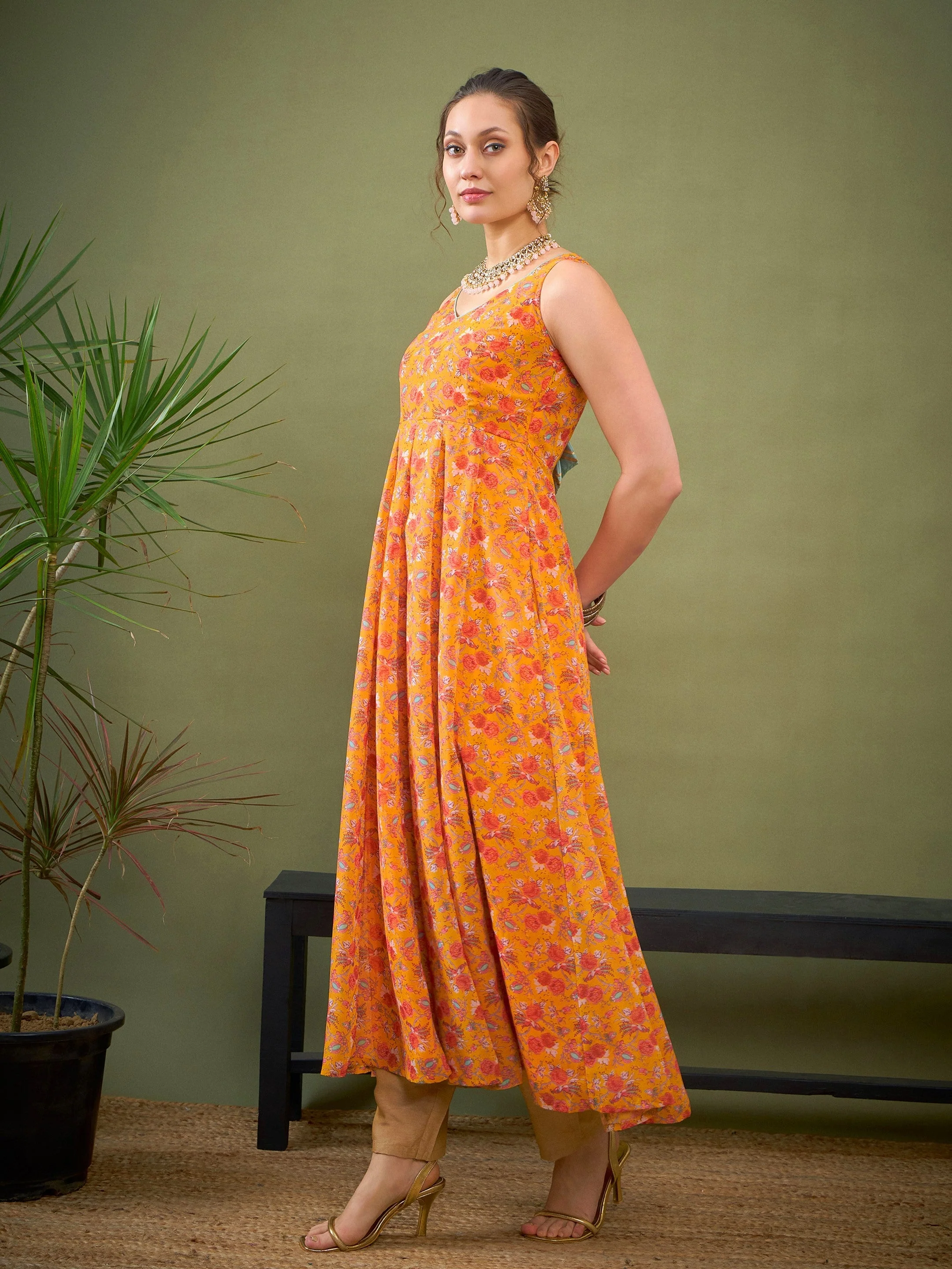 Women Yellow Floral Sweetheart Neck Anarkali Kurta - Image 3