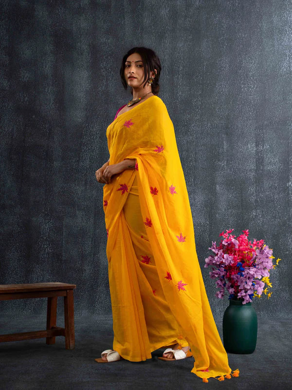 Women Yellow Leaf Design Mul Cotton Saree - Image 3