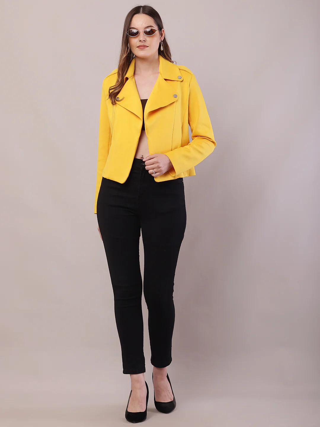 Women Yellow Polyester Lapel Collar Full Sleeve Jacket - Image 3