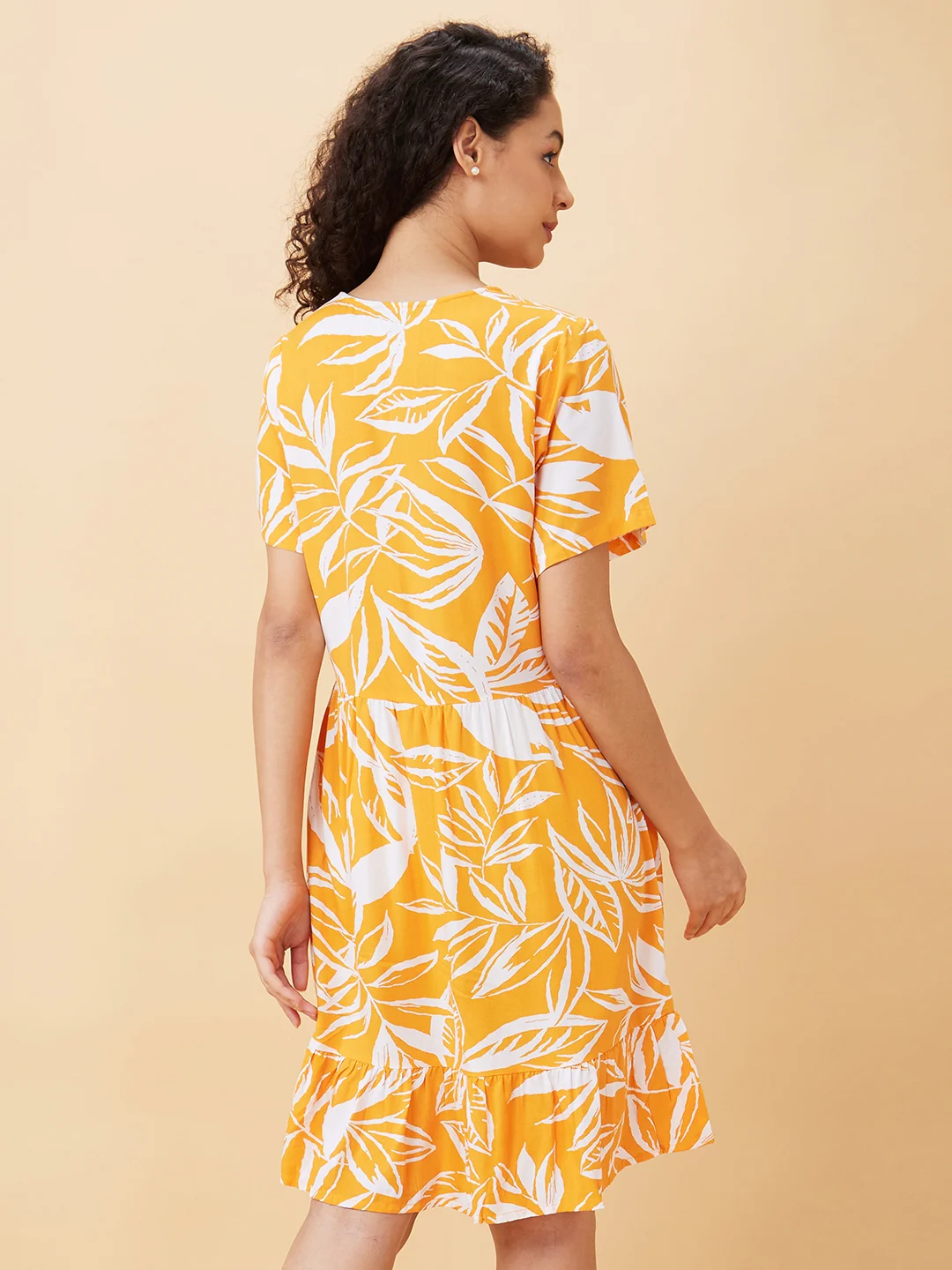 Women Yellow Printed A-Line Casual Dress - Image 3