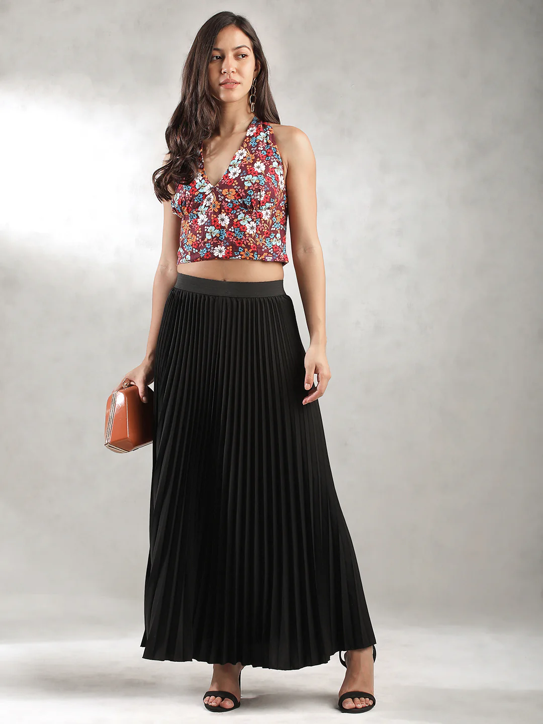 Women Floral Slim Fit Crop Top - Image 5