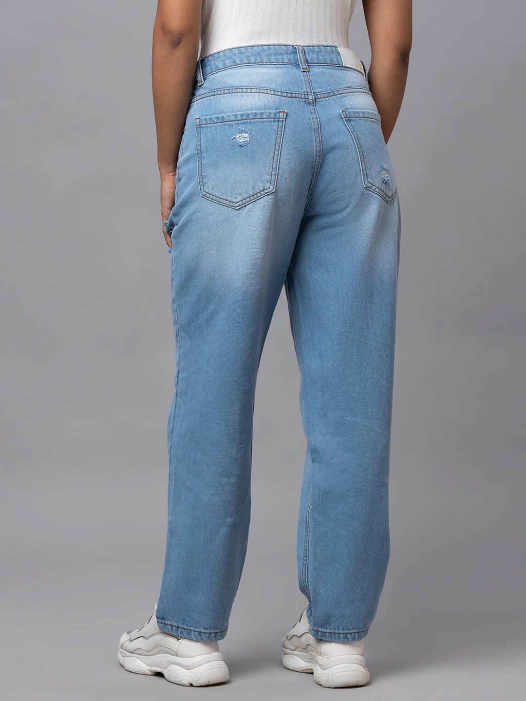 Women Light Blue High Rise Boyfriend Fit Jeans - Image 3