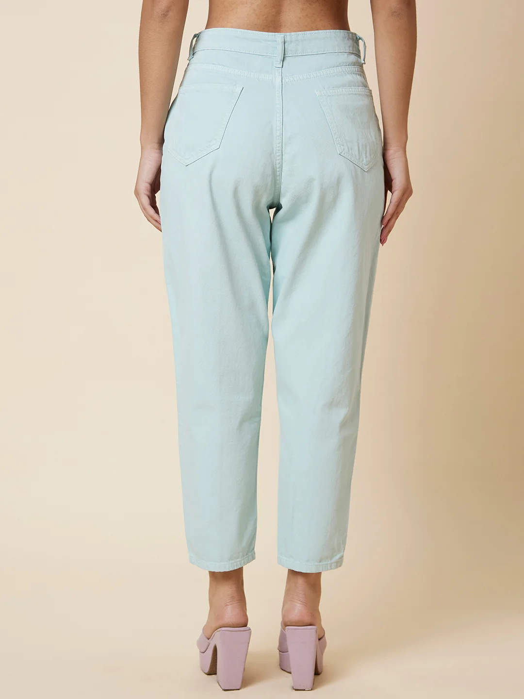 Women Mid Rise Boyfriend Fit Cropped Jeans - Image 3